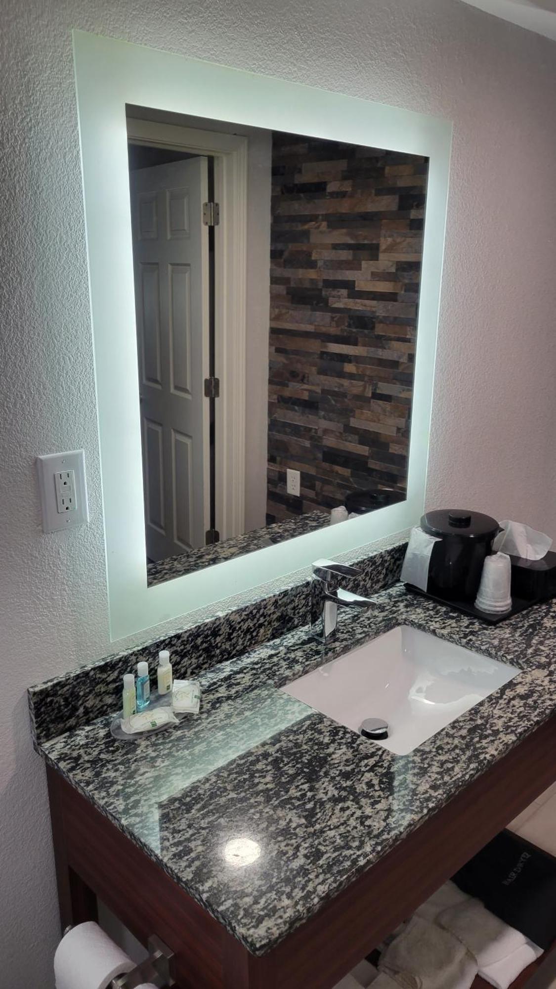 Quality Inn Forsyth Near Ga Public Safety Training Center Dış mekan fotoğraf