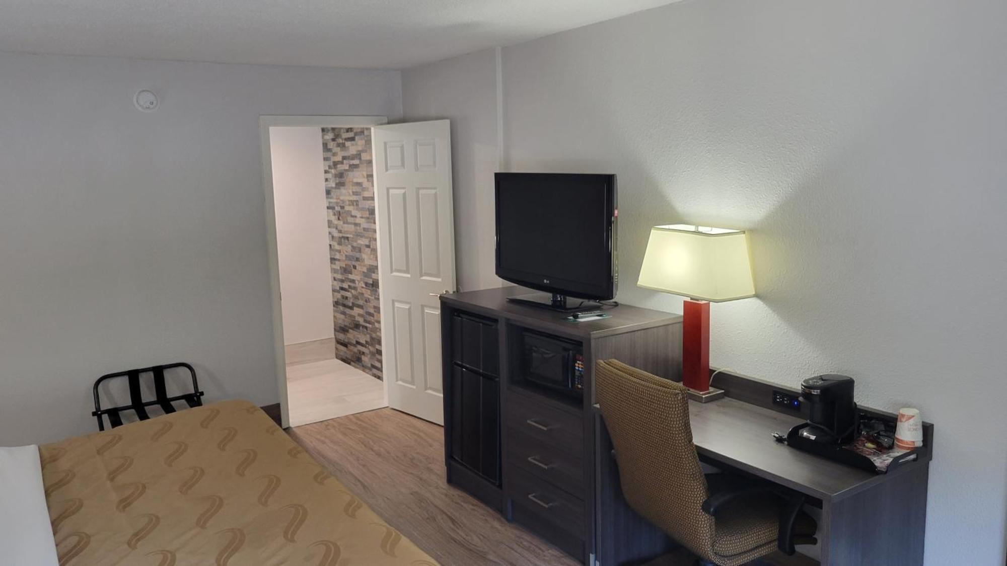 Quality Inn Forsyth Near Ga Public Safety Training Center Dış mekan fotoğraf